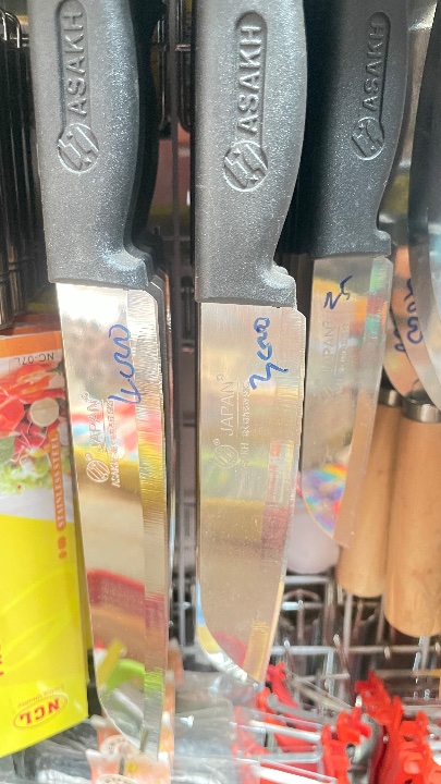 Kitchen knives